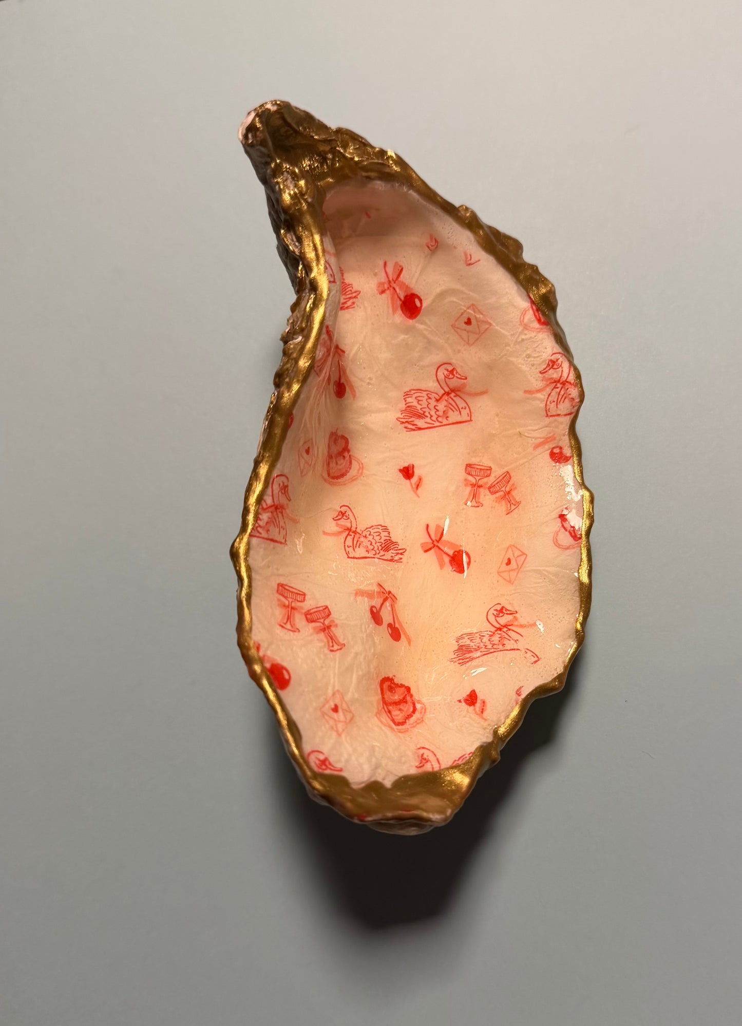 Red Valentine Oyster Ring dish