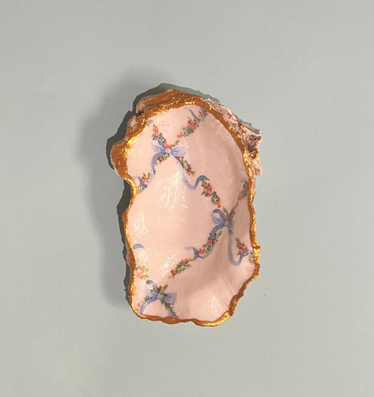 Blue Bow Oyster Ring Dish