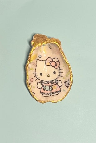 Hello Kitty oyster ring dish