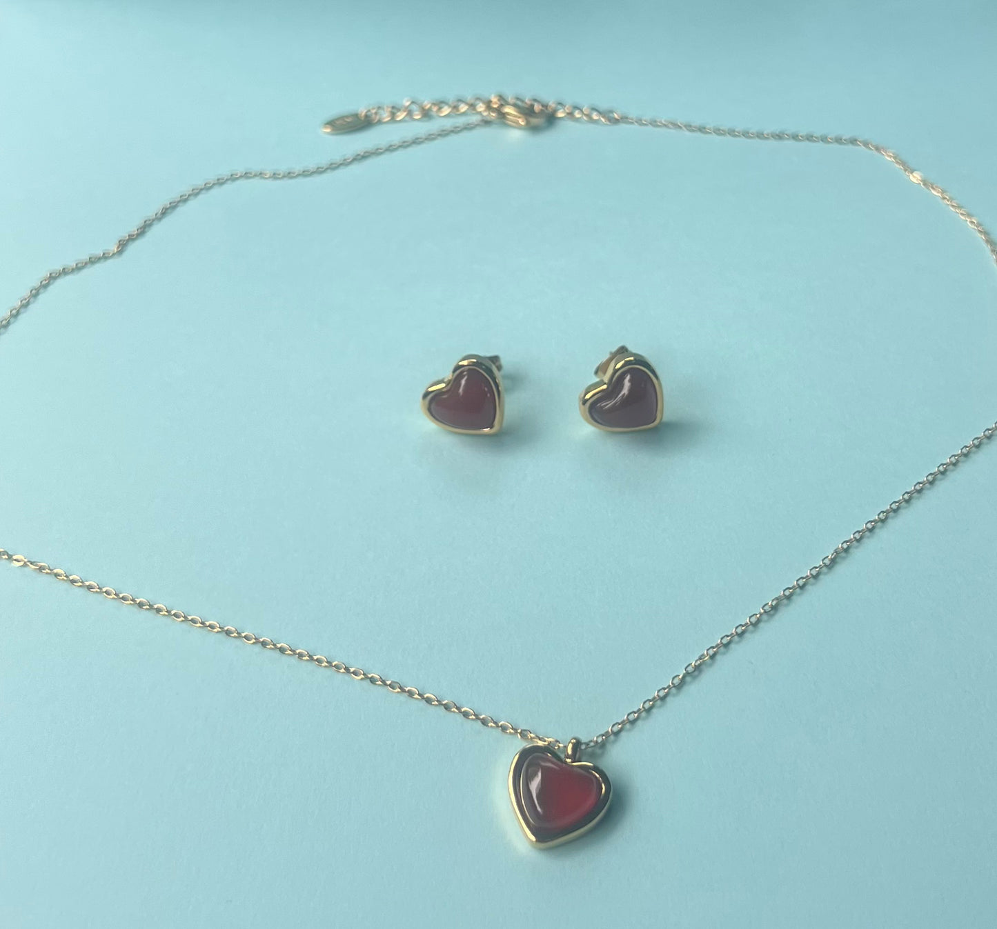 The Rojo Heart Set