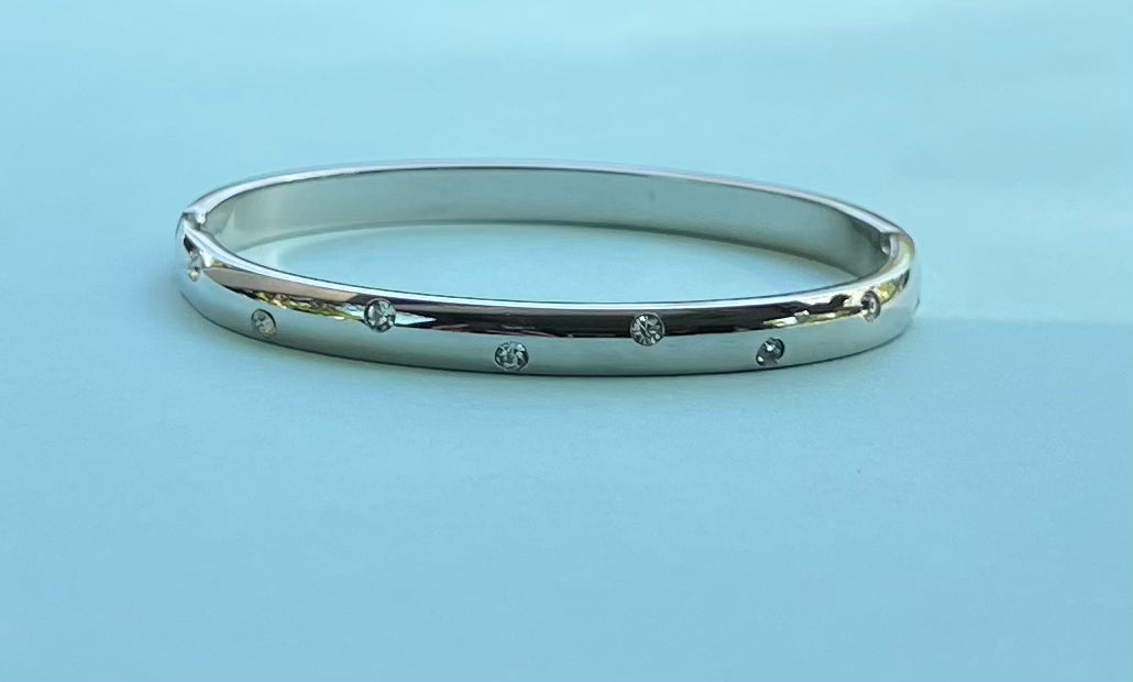 The Abigail Bangle (Silver)