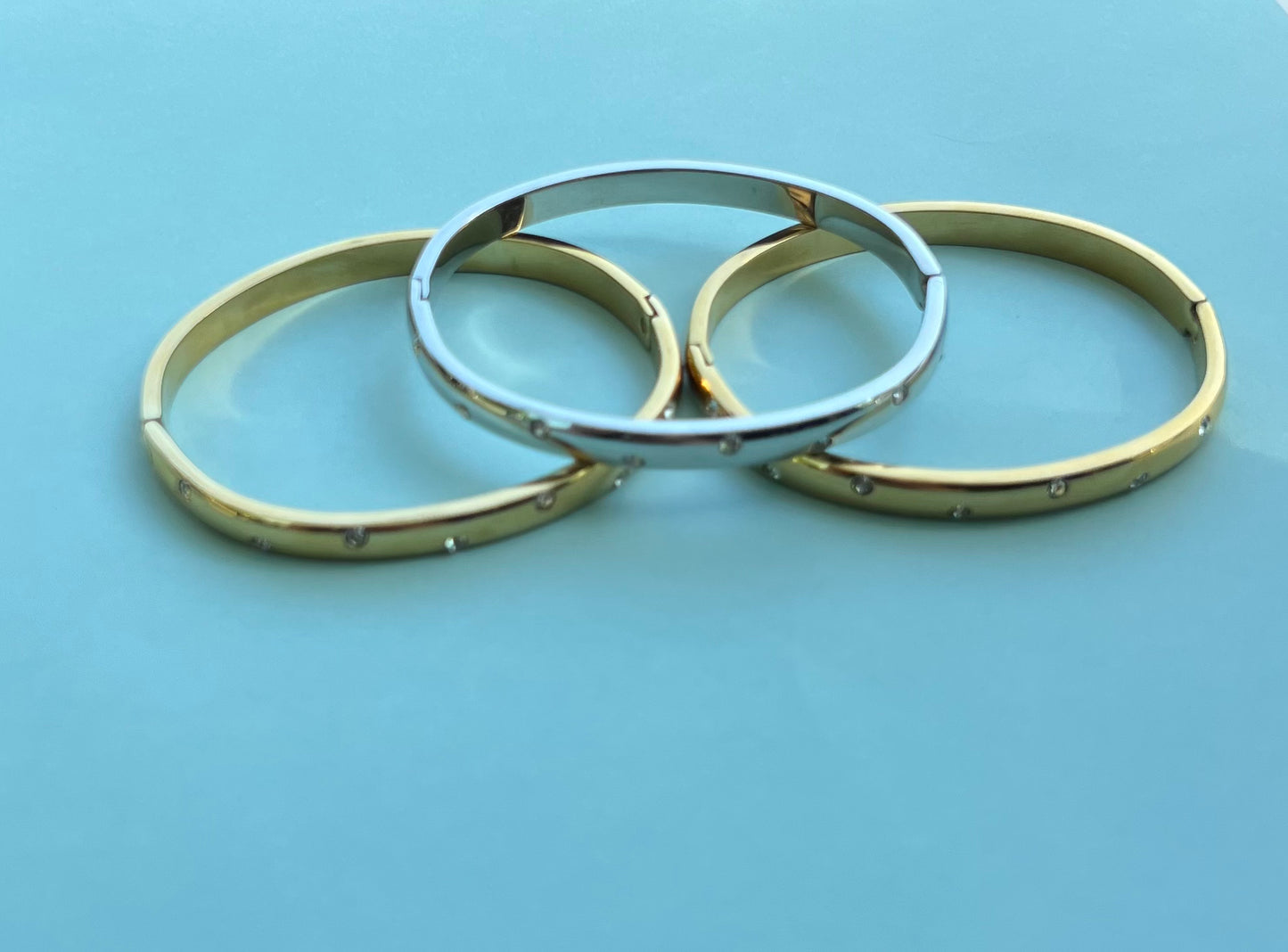 The Abigail Bangle (Silver)